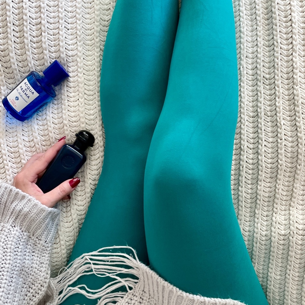 Teal color leggings one size